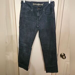#019 JUNIOR JEANS - Mavi, 21, Devine Rights of Demin, etc.